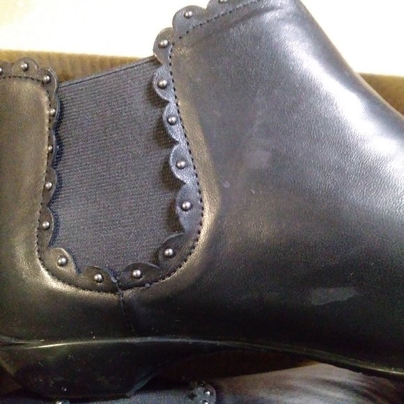 Jambu Studded Leather Booties - Picture 4 of 5